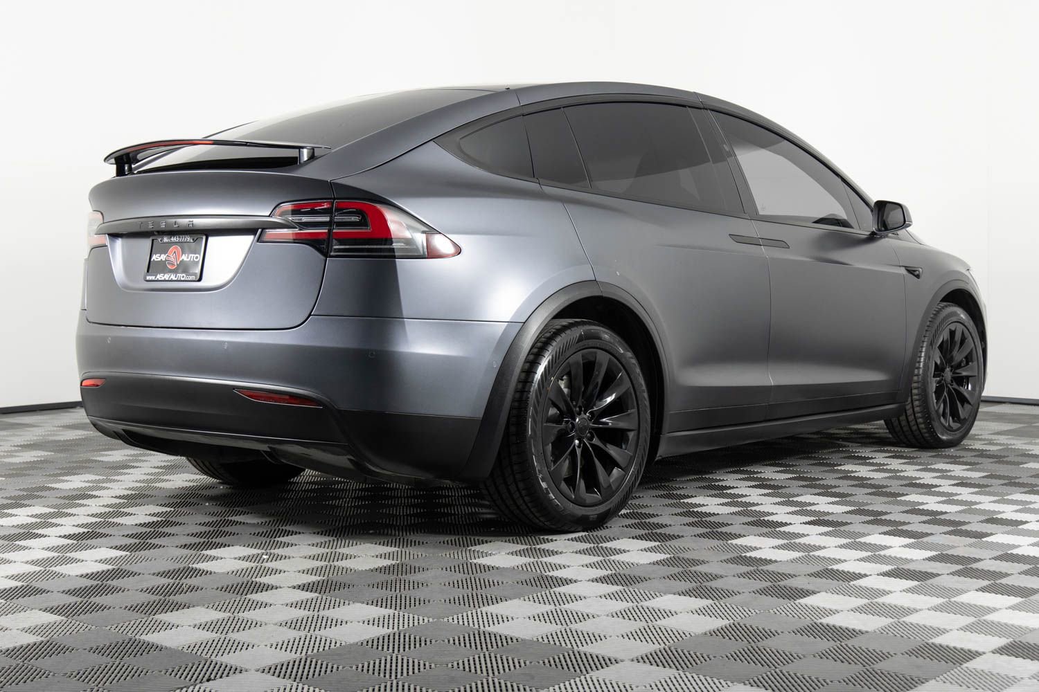 Used 2019 Tesla Model X 75D image 8