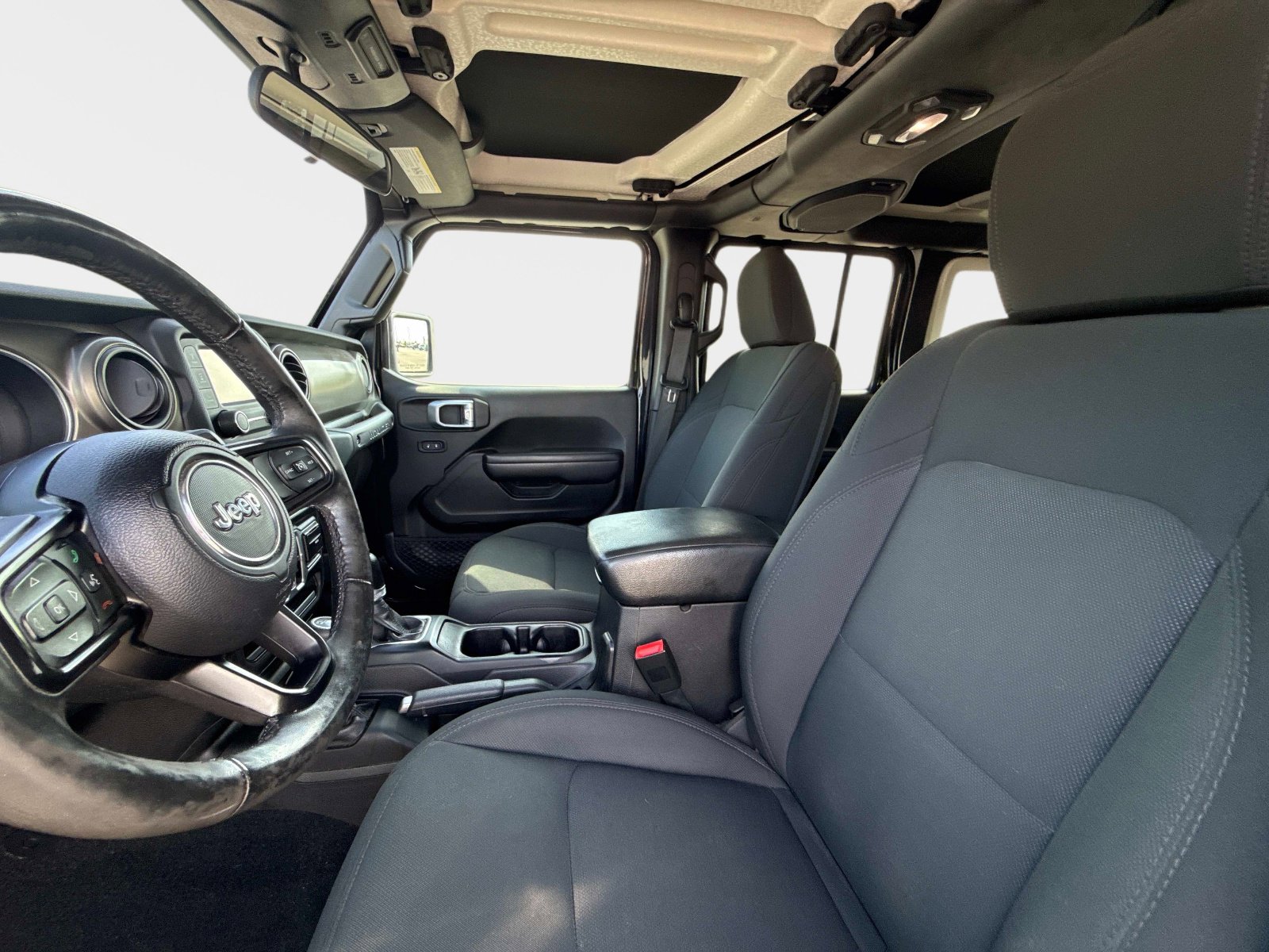 Used 2018 Jeep Wrangler Unlimited Sport S AWD/4WD image 21