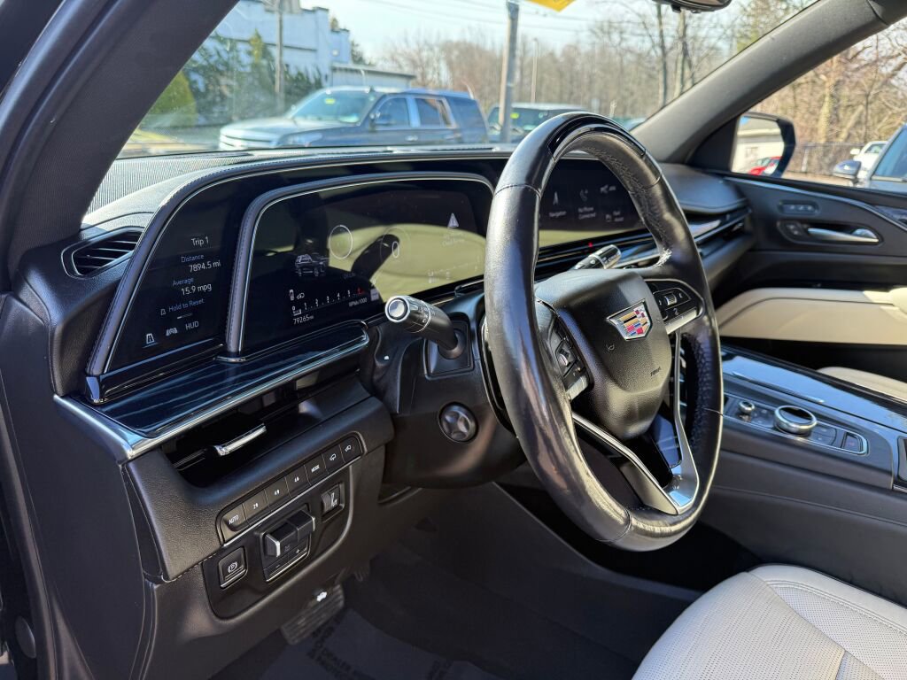 Used 2021 Cadillac Escalade ESV Sport w/ Driver Assist Tech Package image 11