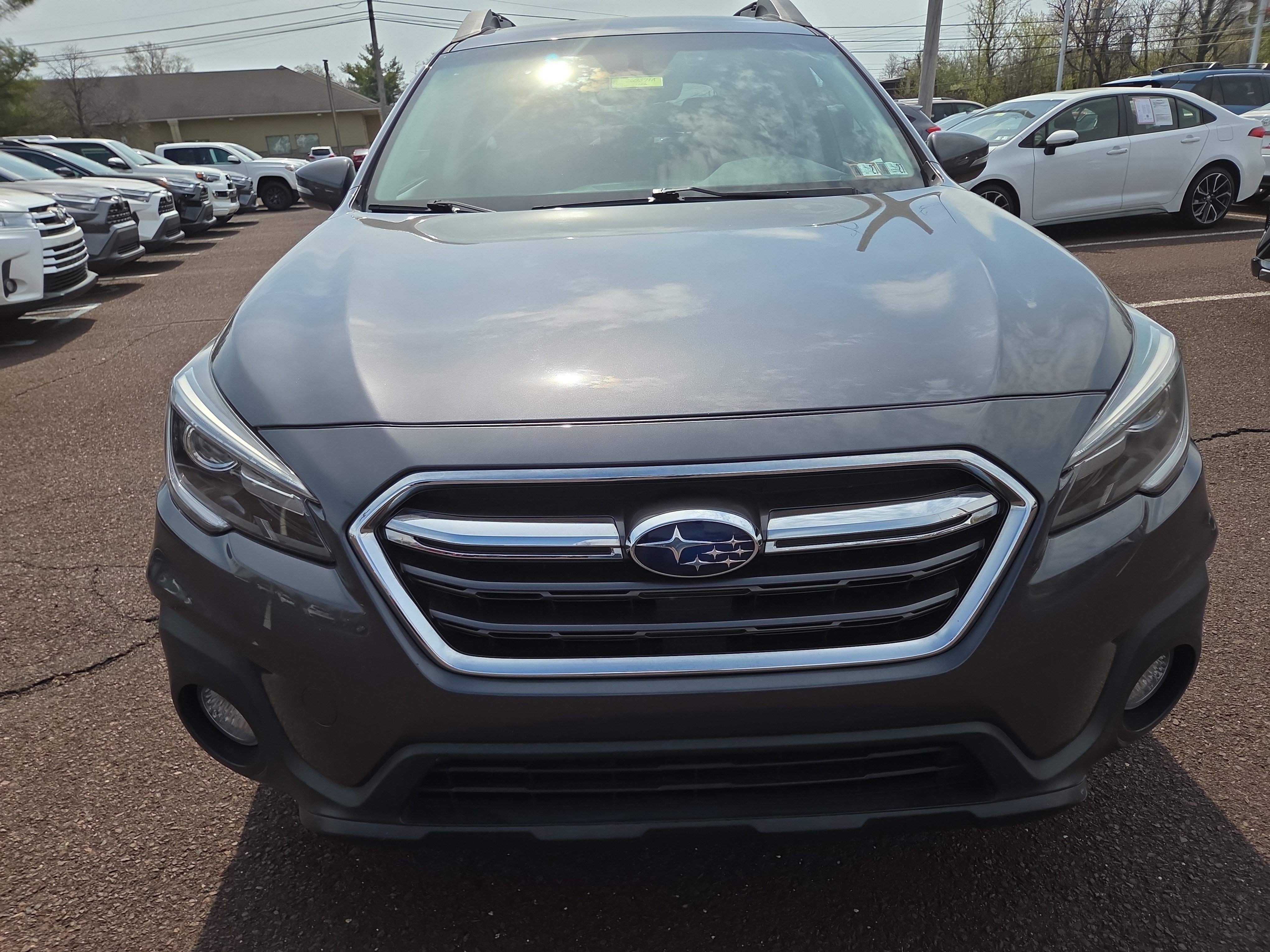 Used 2019 Subaru Outback 2.5i Limited w/ Popular Package #2 AWD/4WD image 8