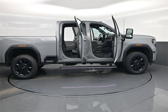 Used 2024 GMC Sierra 3500 AT4 w/ AT4 Premium Plus Package image 71