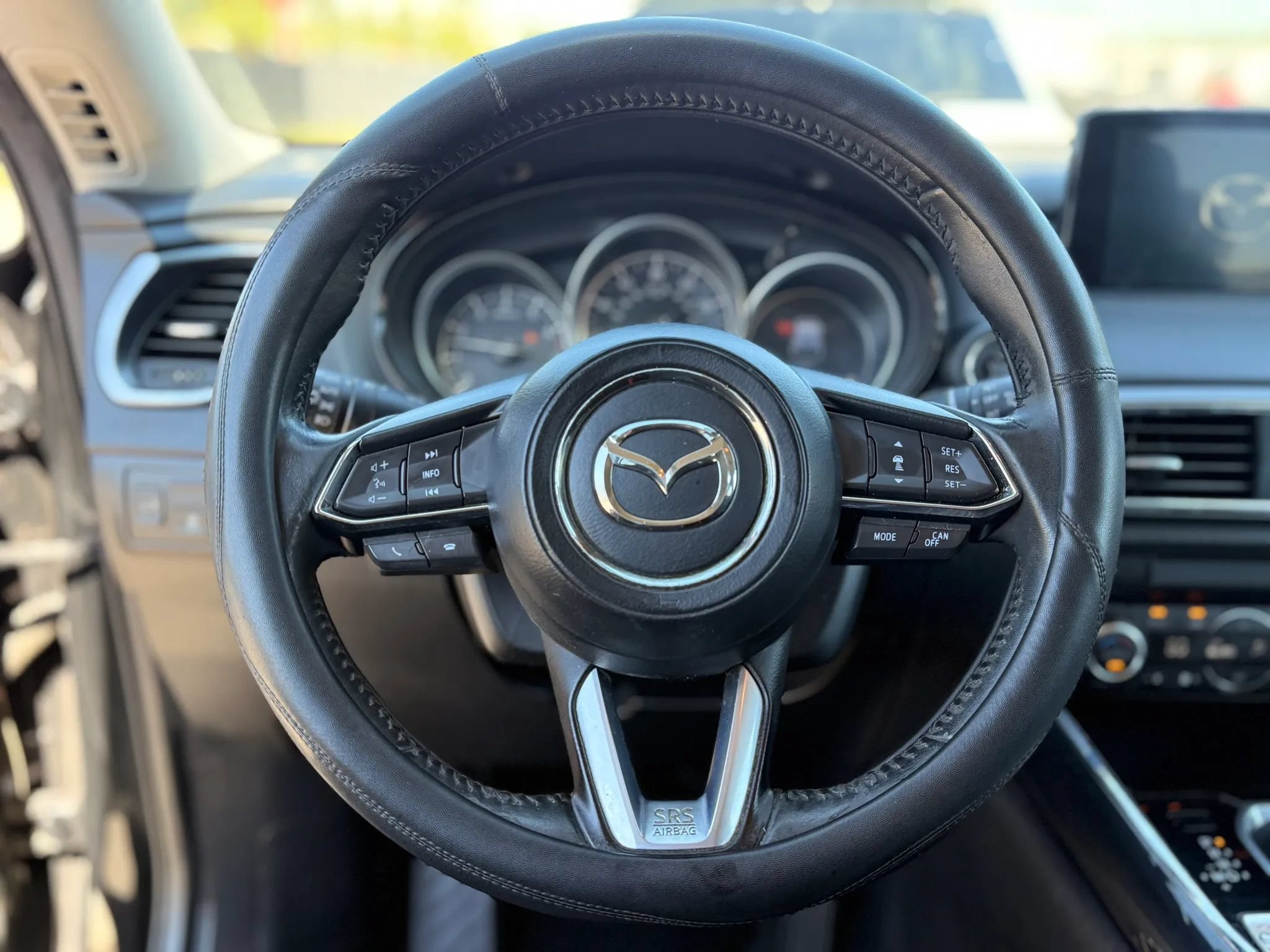 Used 2018 MAZDA CX-9 Touring w/ Touring Premium Package AWD/4WD image 26