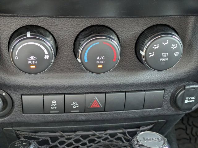 Used 2017 Jeep Wrangler Sport image 28