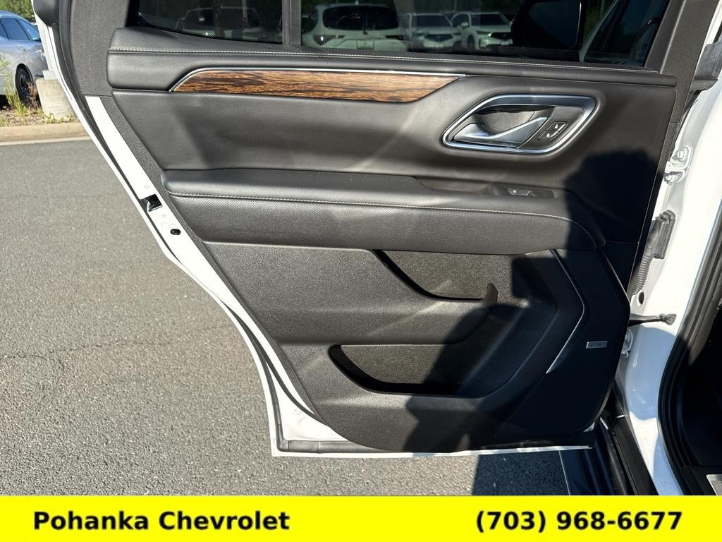 Used 2023 Chevrolet Tahoe Premier AWD/4WD image 22