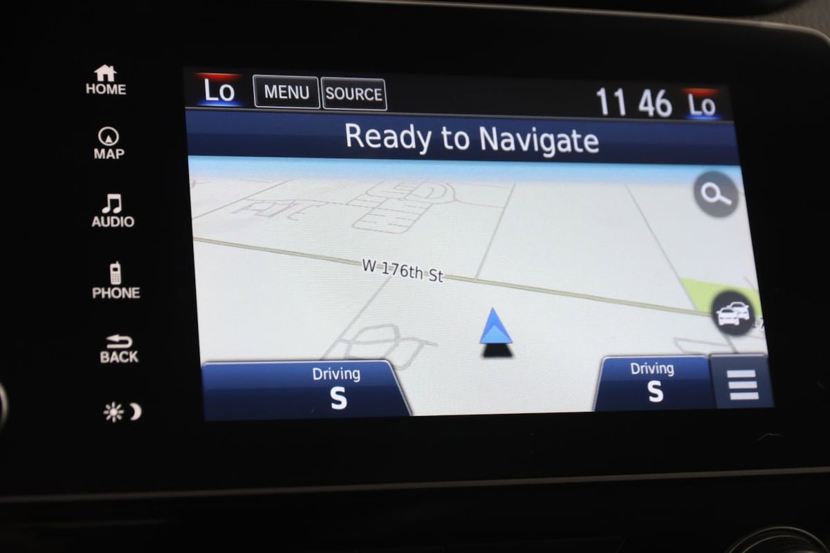 Used 2019 Honda CR-V Touring image 9