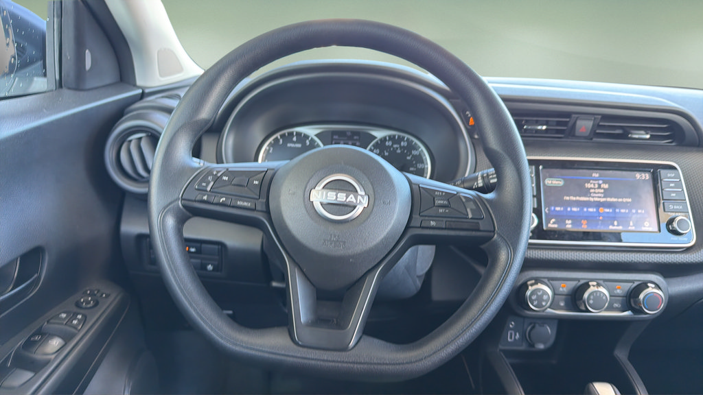 Certified 2025 Nissan Kicks Play S FWD image 9