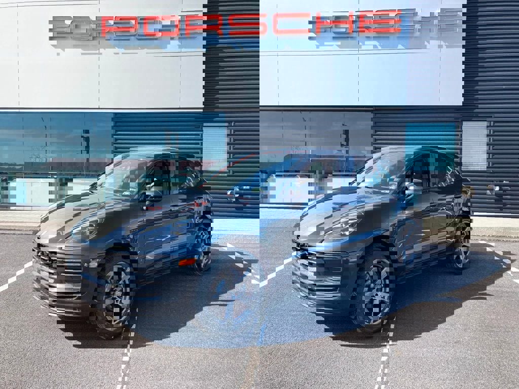 Used 2025 Porsche Macan