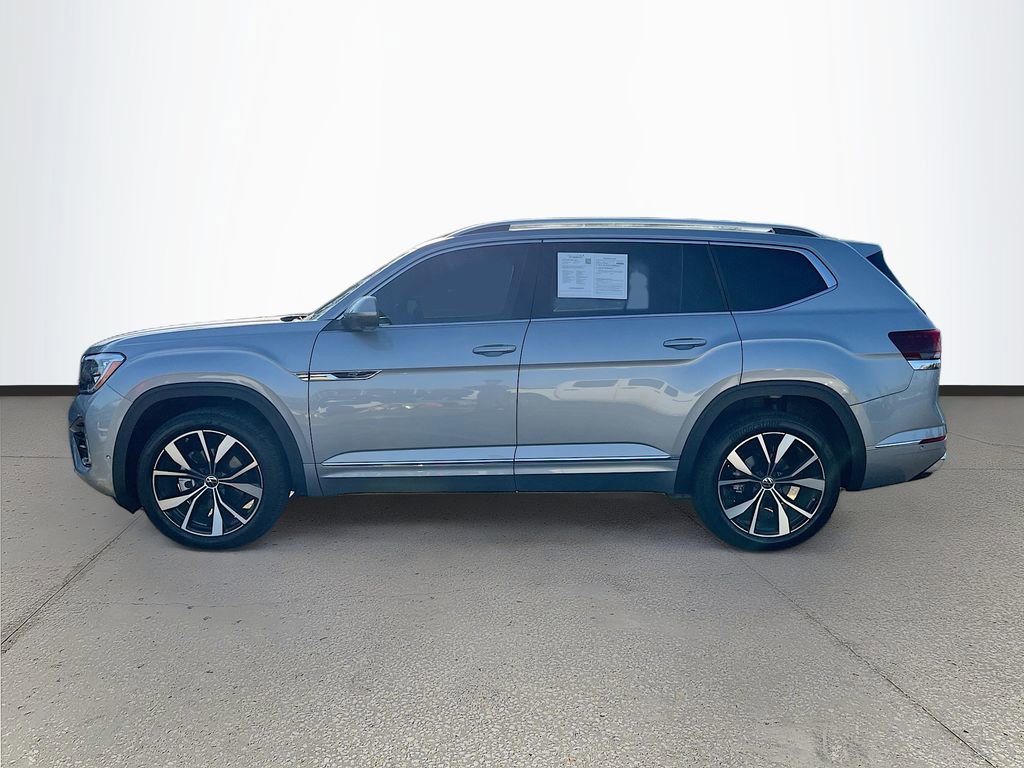 Used 2025 Volkswagen Atlas SEL Premium R-Line image 4