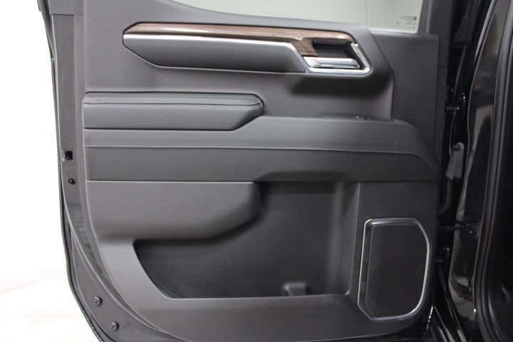 Used 2024 Chevrolet Silverado 1500 RST AWD/4WD image 21