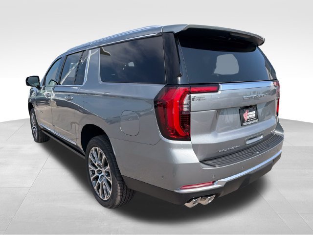 New 2026 GMC Yukon XL Denali w/ Denali Reserve Package AWD/4WD image 5