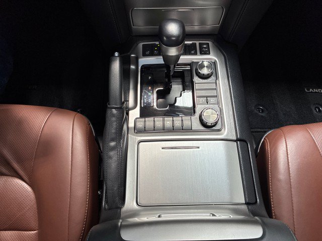 Used 2020 Toyota Land Cruiser AWD/4WD image 24
