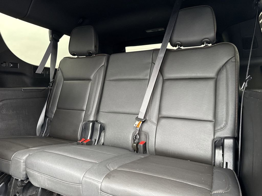 Used 2023 Chevrolet Suburban High Country image 26