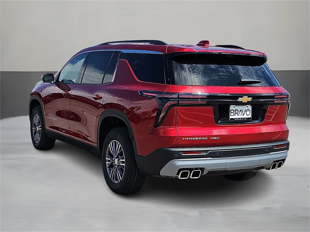 New 2026 Chevrolet Traverse LT w/ Driver Confidence Package image 3