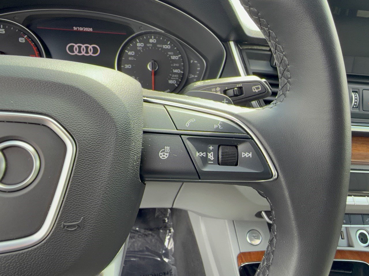 Used 2023 Audi Q5 2.0T Premium w/ Convenience Package AWD/4WD image 19