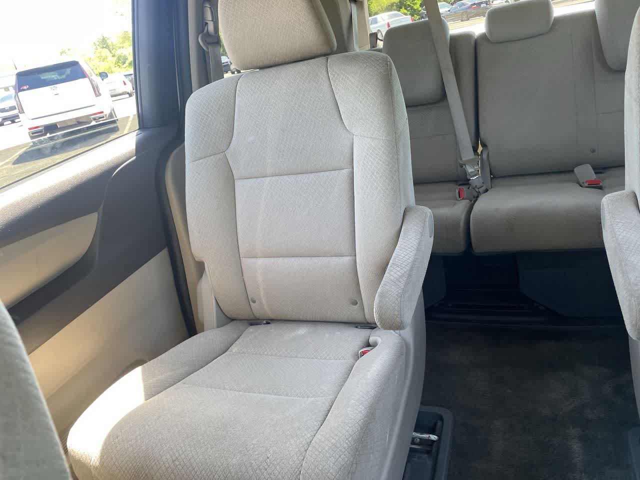 Used 2016 Honda Odyssey LX image 15