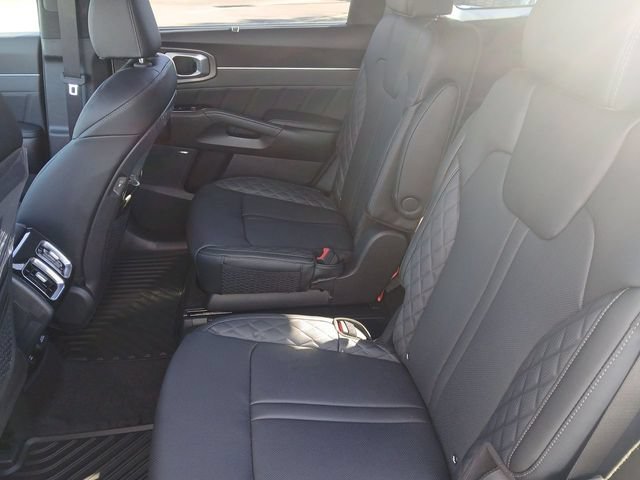 Certified 2026 Kia Sorento SX Prestige AWD/4WD image 26