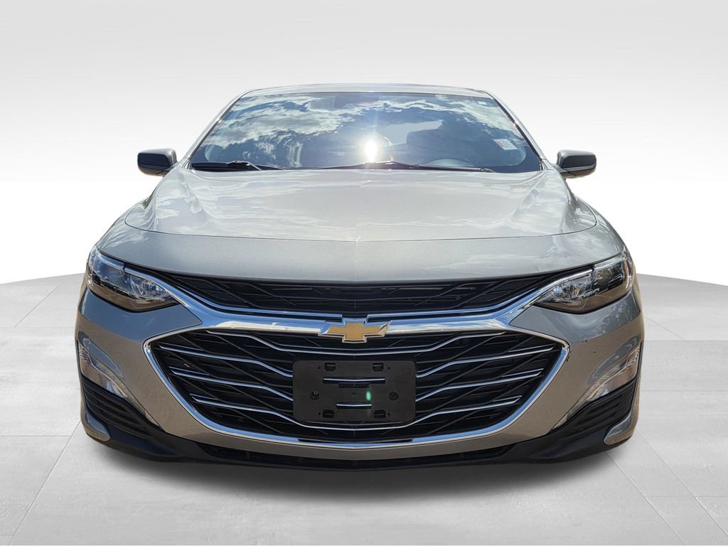 Used 2023 Chevrolet Malibu LT FWD image 3