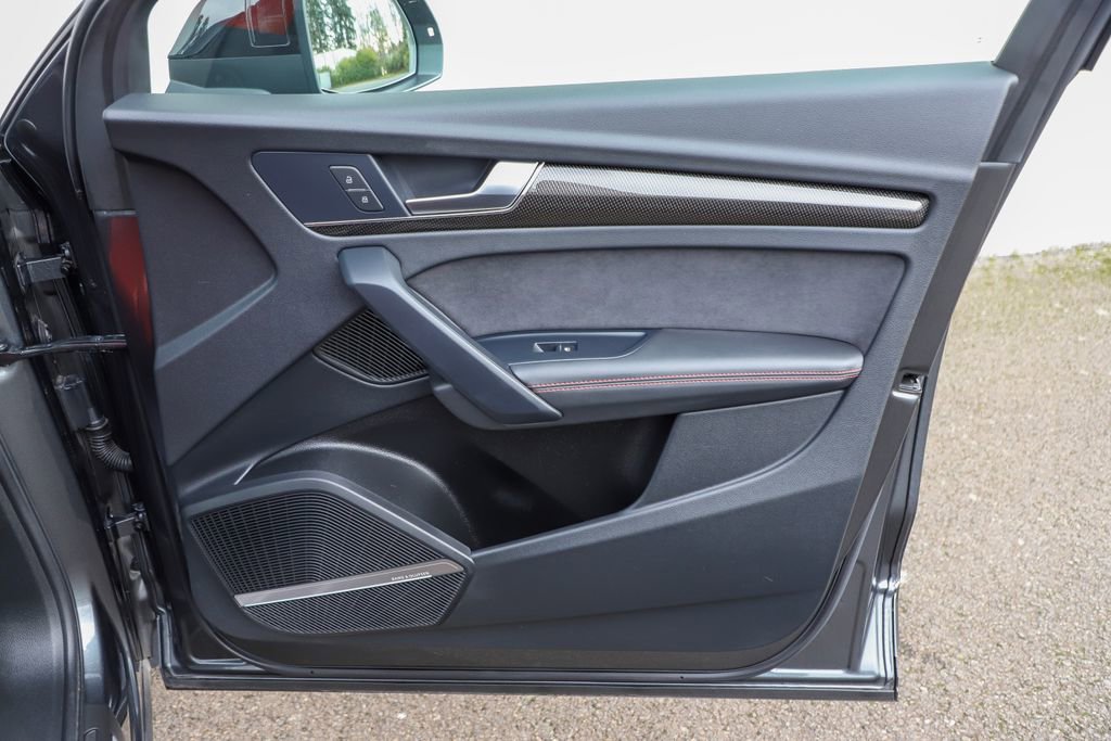 Used 2024 Audi SQ5 Premium Plus image 41