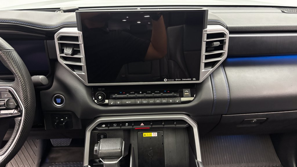 Used 2024 Toyota Tundra Platinum AWD/4WD image 19
