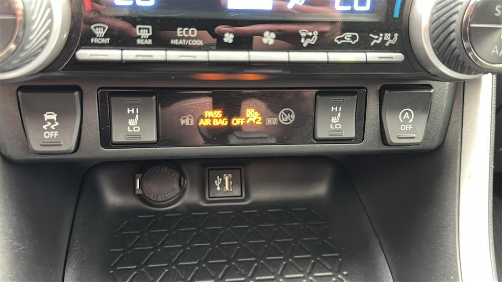 Used 2023 Toyota RAV4 XLE w/ Convenience Package AWD/4WD image 22