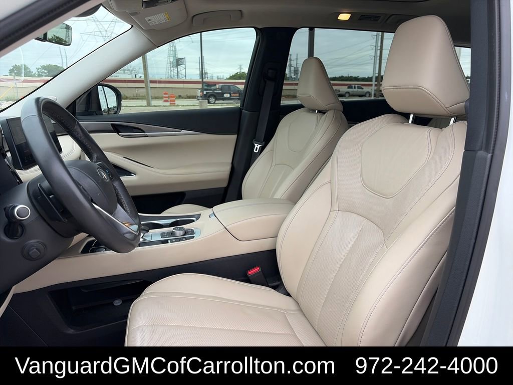 Used 2024 INFINITI QX60 Luxe w/ Performance Audio Package FWD image 12