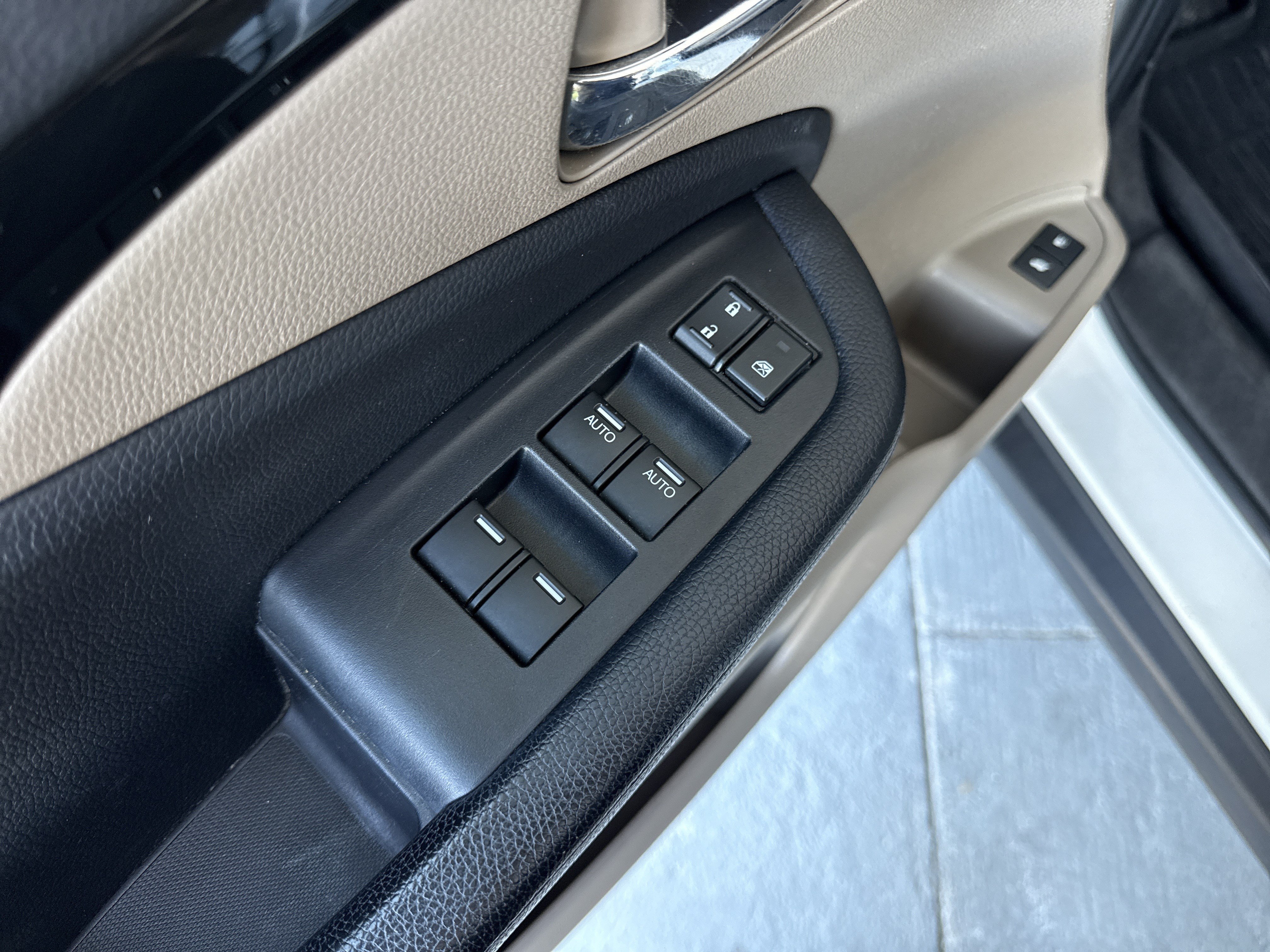 Used 2021 Honda Pilot Touring image 16