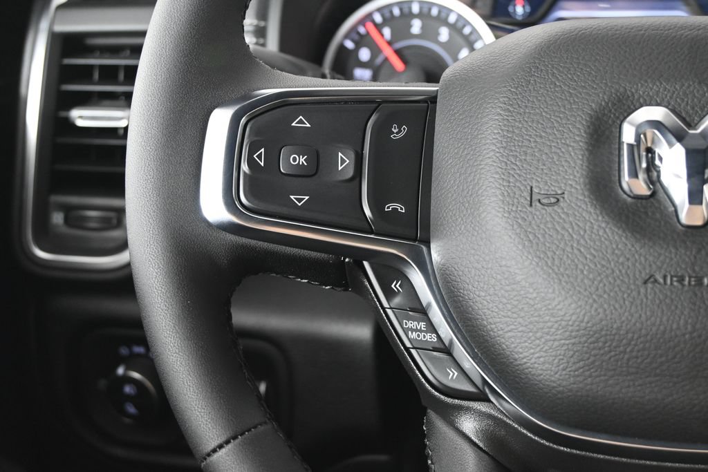 Used 2026 RAM 1500 Laramie AWD/4WD image 36