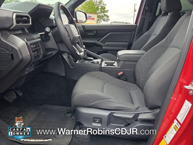 Used 2025 Toyota Tacoma SR5 image 5