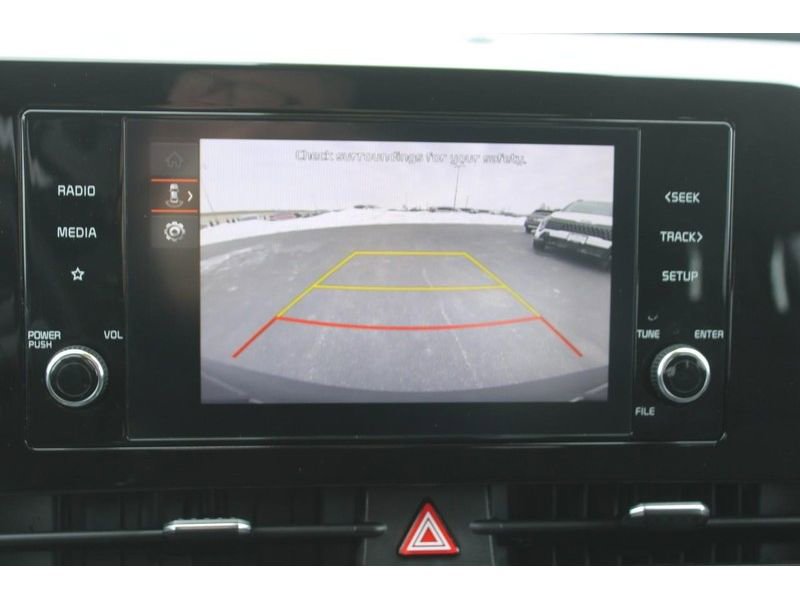 Used 2025 Kia Sportage LX image 23