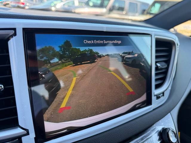 New 2026 Chrysler Voyager LX FWD image 20