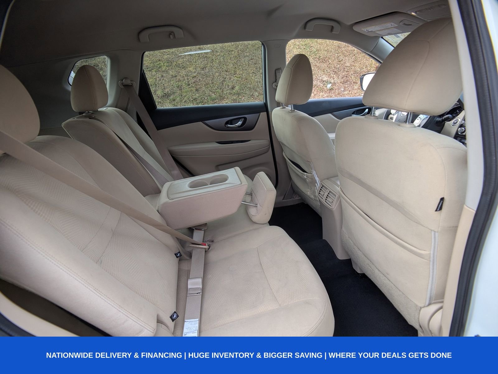 Used 2016 Nissan Rogue SV w/ SV Premium Package image 16