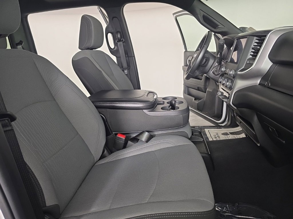 Used 2024 RAM 3500 Big Horn image 41