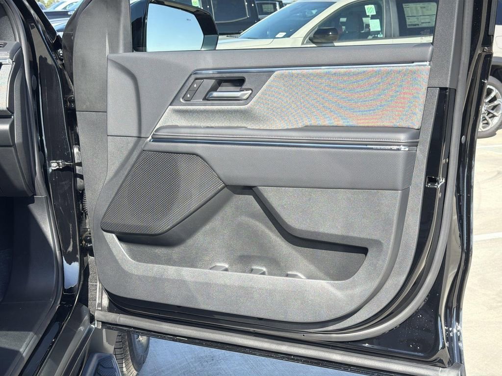 New 2026 GMC Sierra EV Elevation AWD/4WD image 32