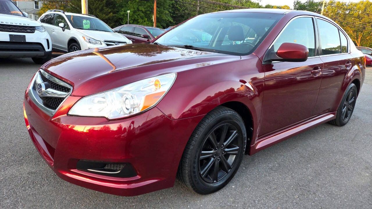 Used 2010 Subaru Legacy 2.5i Premium AWD/4WD image 6