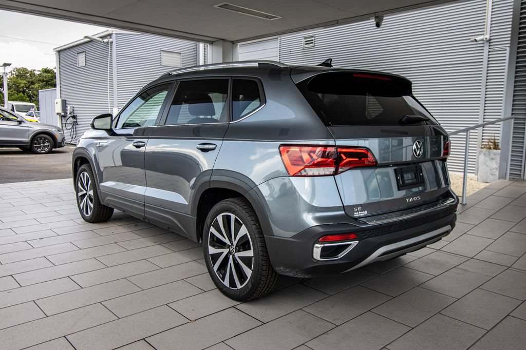 Certified 2023 Volkswagen Taos SE w/ Panoramic Sunroof Package FWD image 12