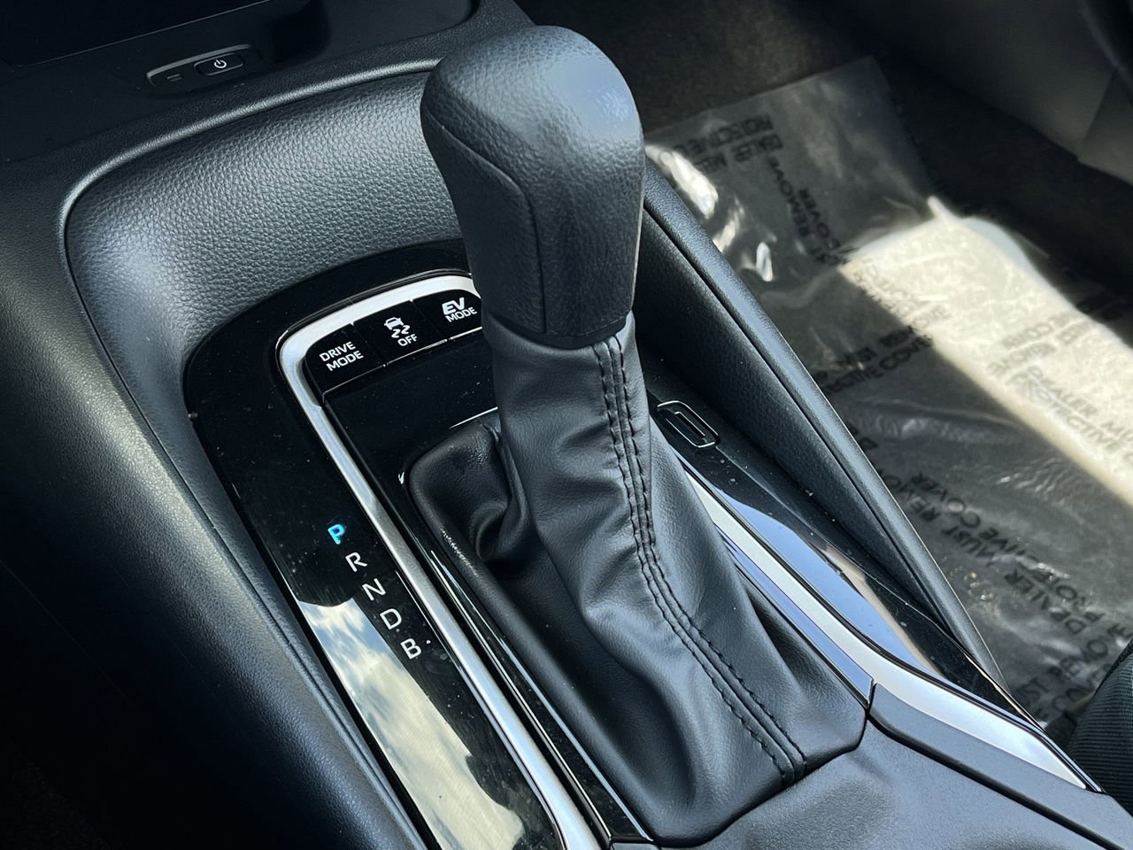 Used 2026 Toyota Corolla LE w/ LE Premium Package image 16