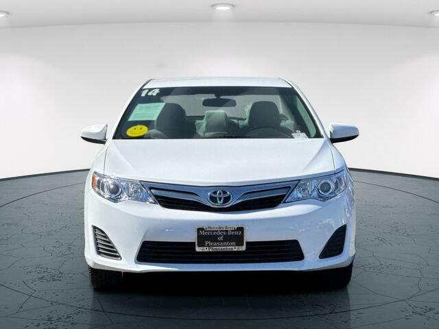 Used 2014 Toyota Camry LE FWD image 9