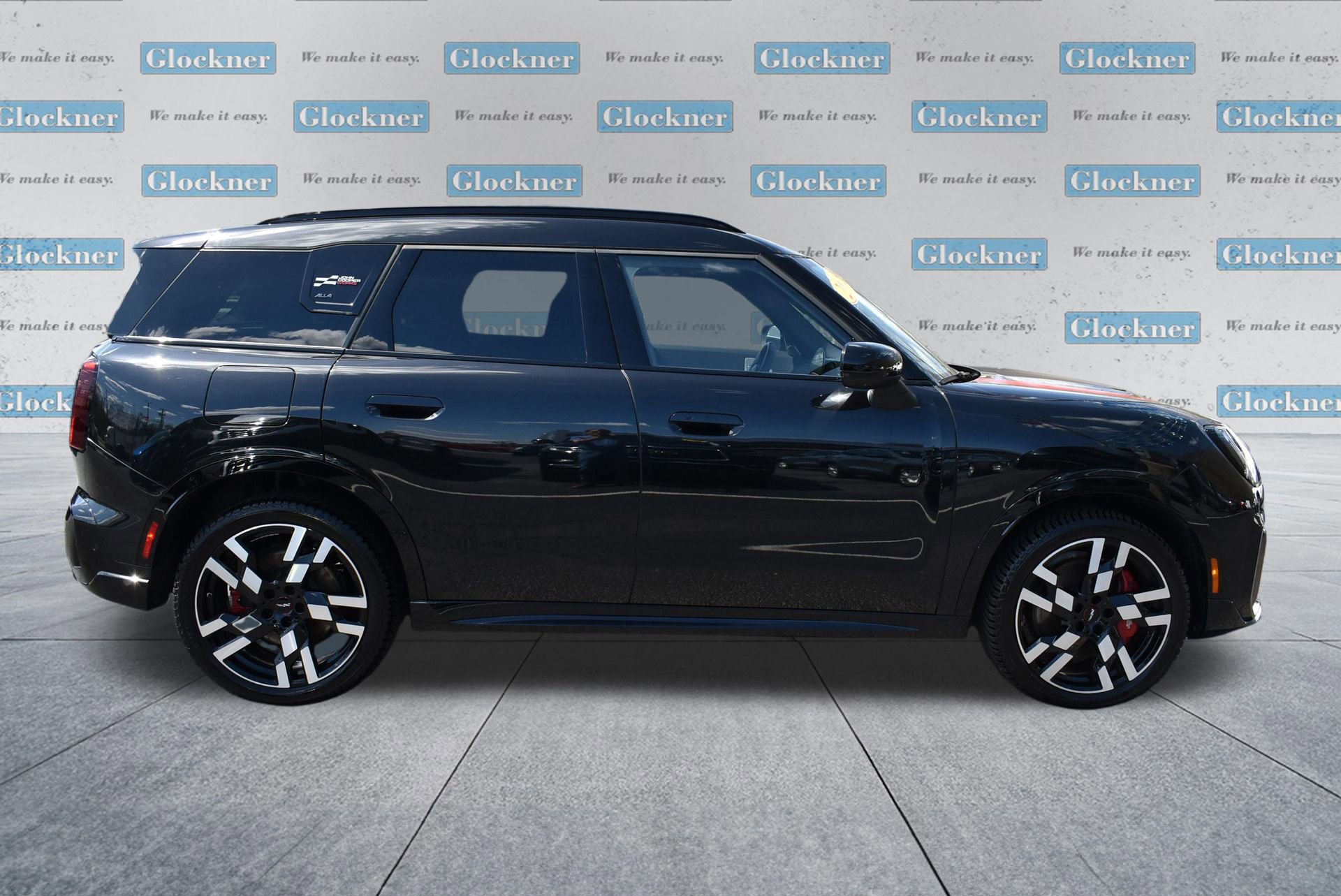 Used 2025 MINI Cooper Countryman John Cooper Works w/ Comfort Package Max AWD/4WD image 4