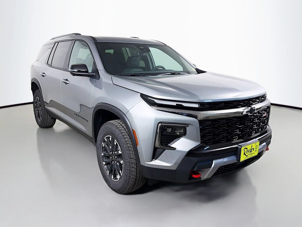 New 2026 Chevrolet Traverse Z71 w/ Enhanced Driving Package AWD/4WD image 3
