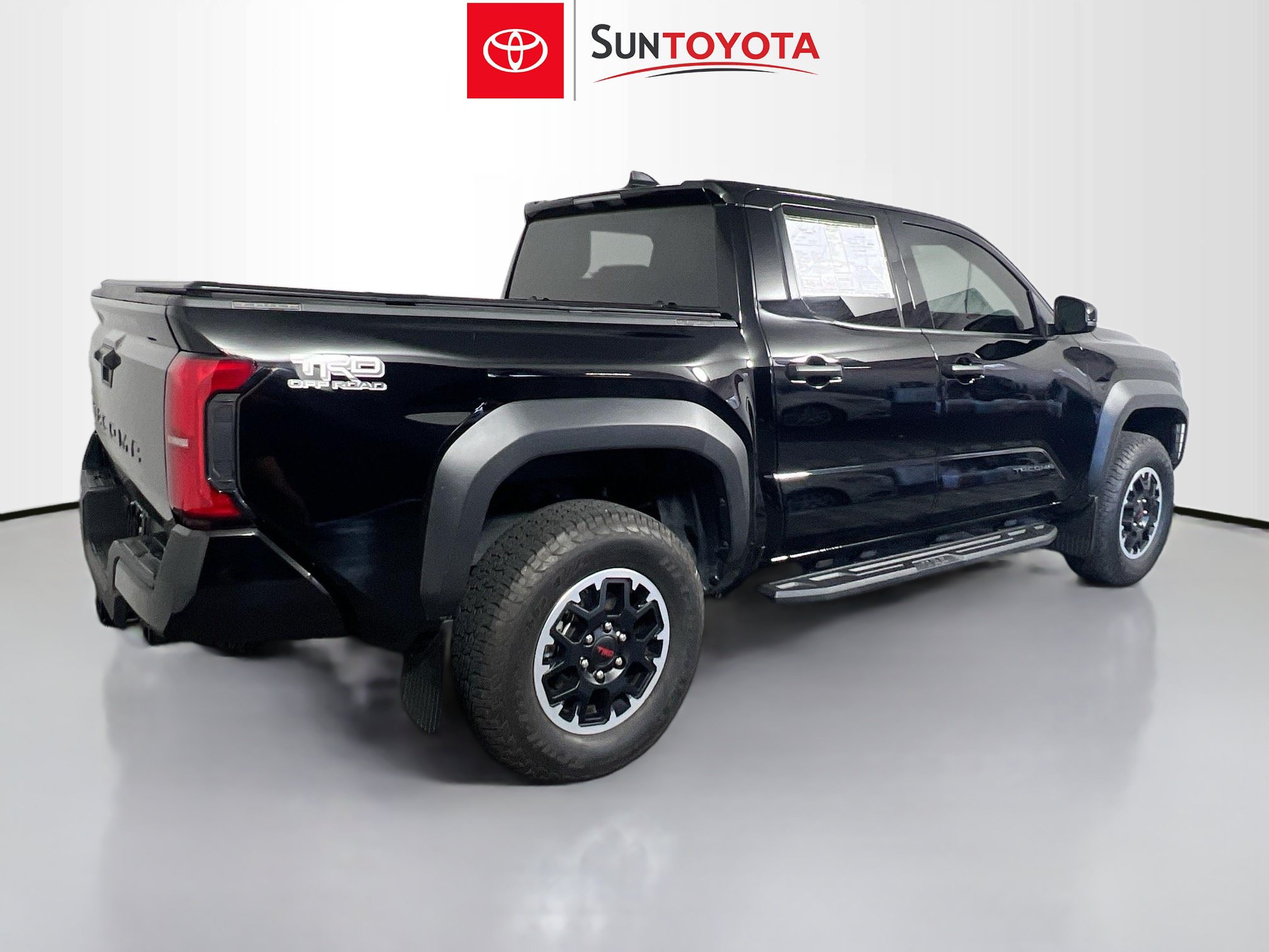 Used 2025 Toyota Tacoma TRD Off-Road AWD/4WD image 4
