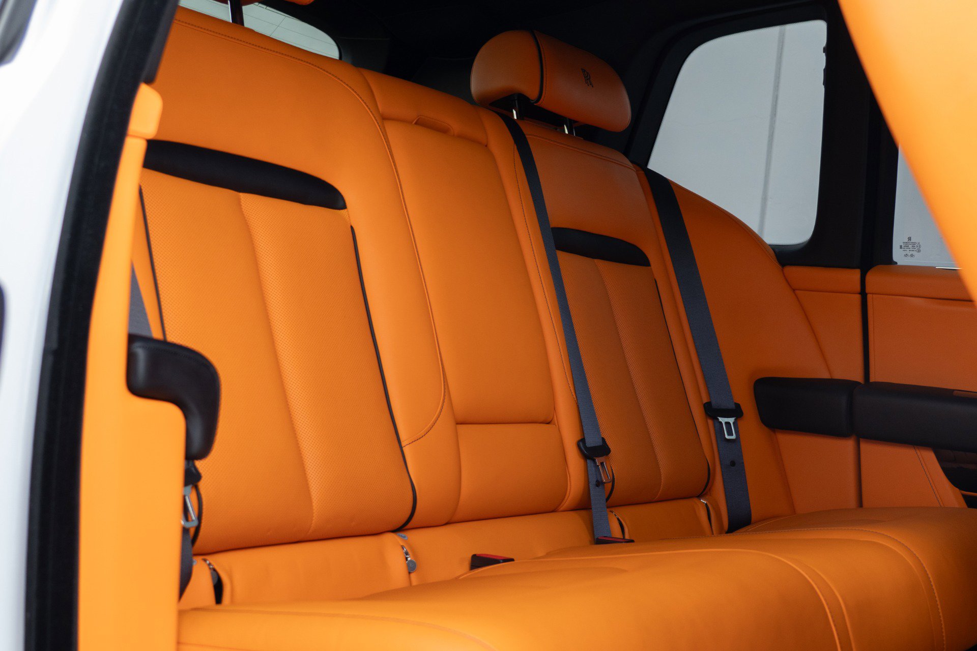 Used 2022 Rolls-Royce Cullinan image 39