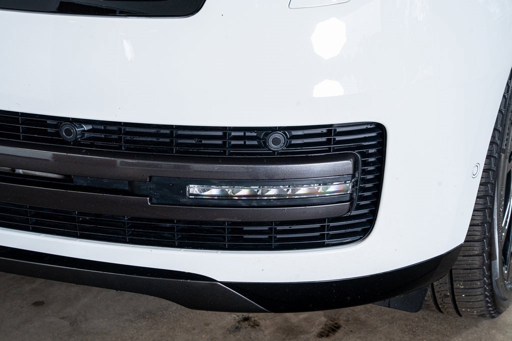 Used 2024 Land Rover Range Rover SE image 14