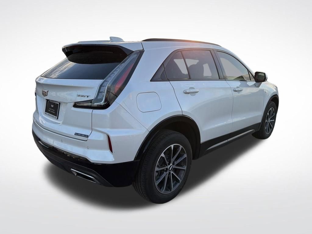Used 2024 Cadillac XT4 Sport w/ Cold Weather Package image 9