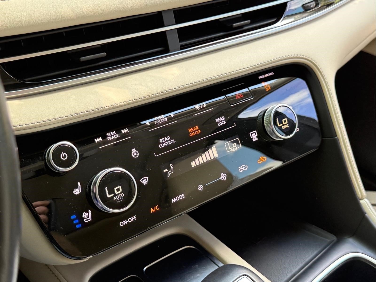 Used 2023 INFINITI QX60 Luxe FWD image 24