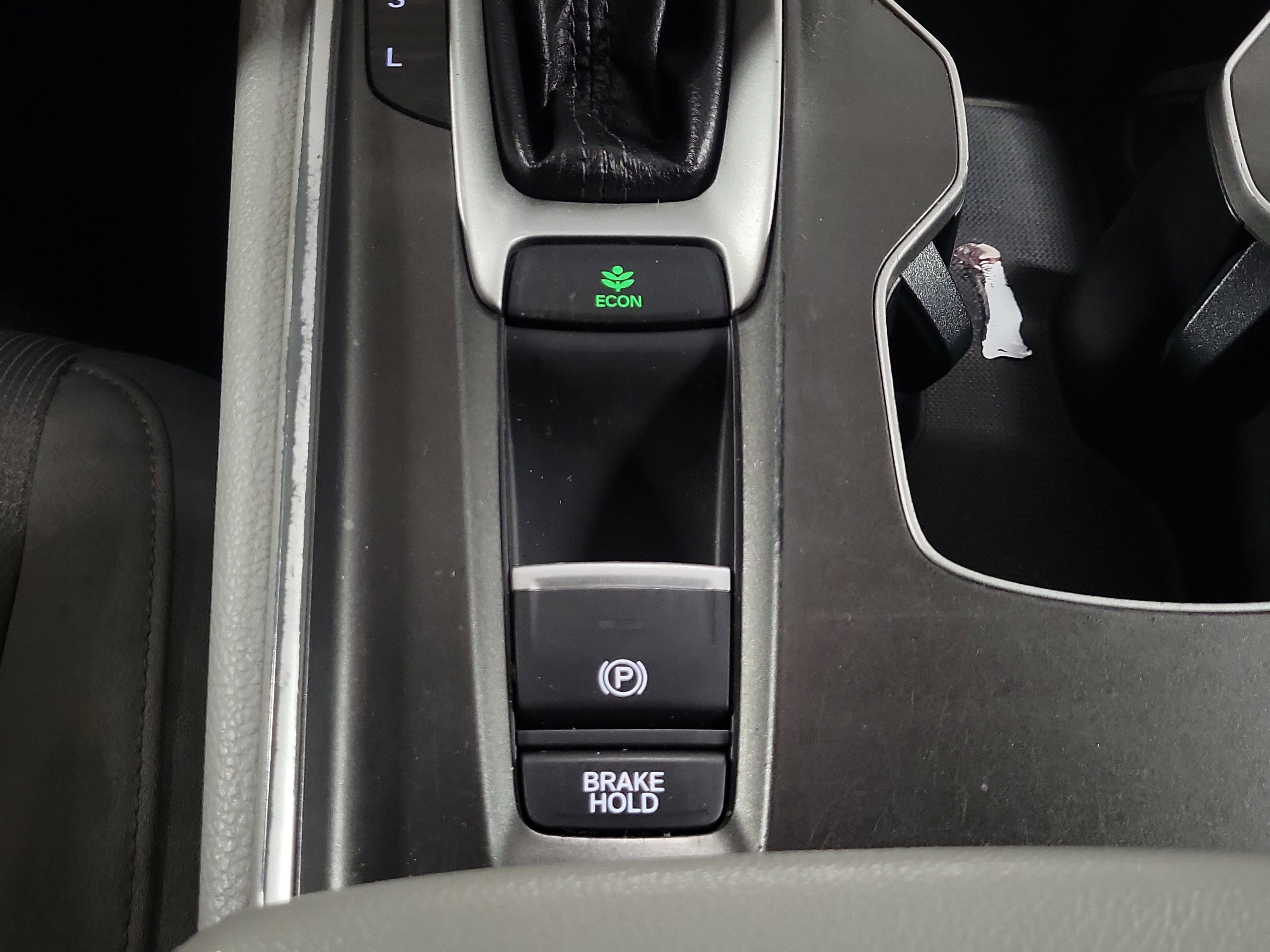 Used 2020 Honda Accord LX image 32