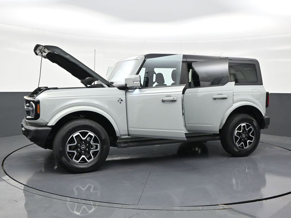 Used 2022 Ford Bronco Outer Banks AWD/4WD image 30