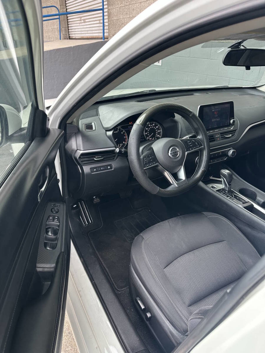 Used 2020 Nissan Altima 2.5 S FWD image 6