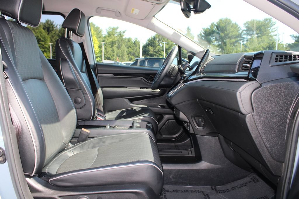 Used 2023 Honda Odyssey Elite image 12
