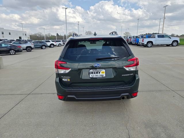 Used 2023 Subaru Forester Premium image 12
