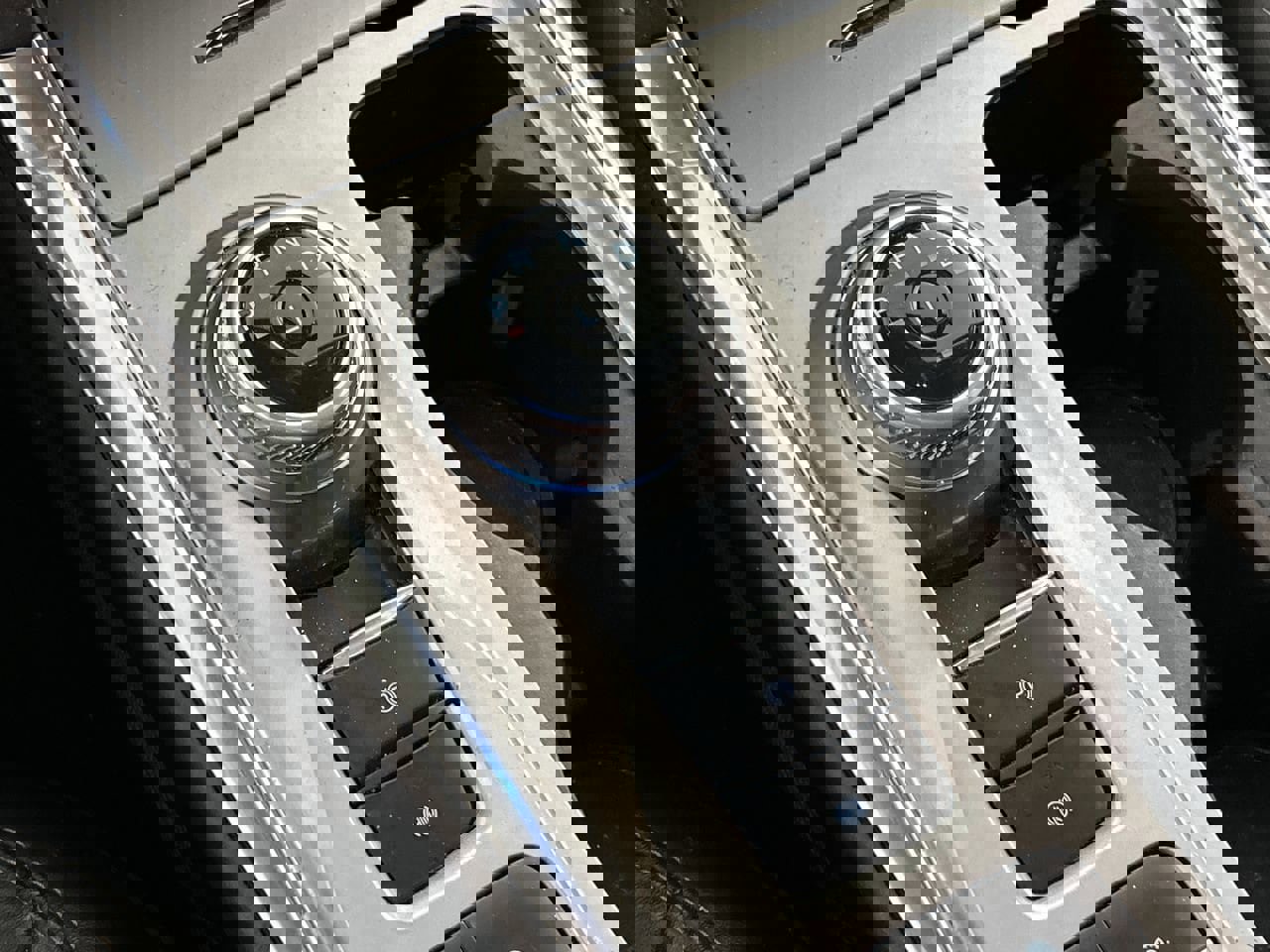 Used 2022 Ford Explorer XLT w/ Equipment Group 202A image 16